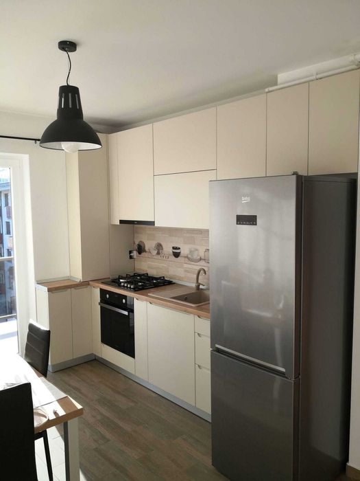 Apartament de închiriat – 2 dormitoare | 50 mp | zona VIVO | 475€