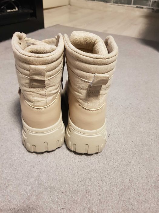 Ghete superbe noi 35 crem