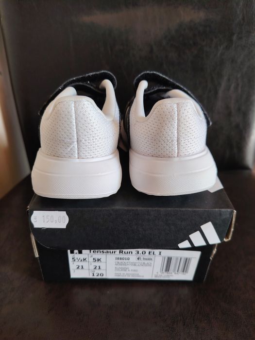 Adidași negri Adidas
