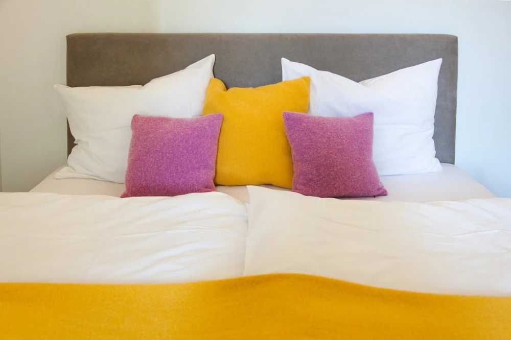 Дава се под наем Двустаен апартамент в София, Център - 65 кв.м за 408 € - Снимка #1