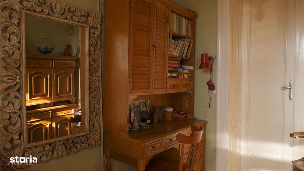 Farmec interbelic cu detalii originale de epocă - apartament 3 camere