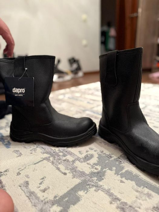 Спецботинка новый