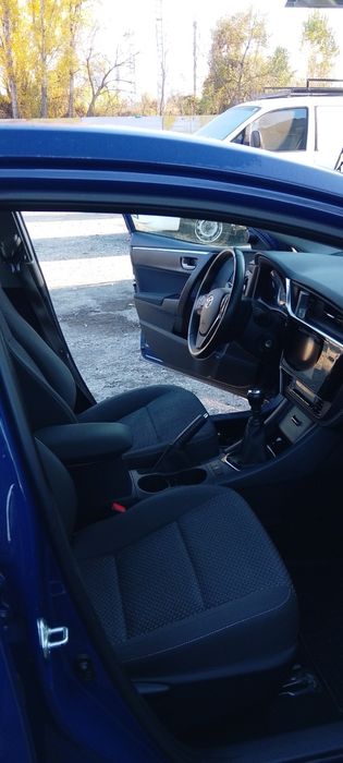 Toyota Corolla Sedan