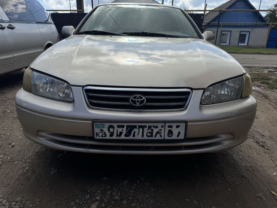 продам Бампер Camry 25