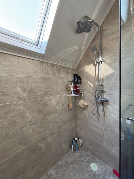 Дава се под наем Тристаен апартамент в Пловдив, Южен - 120 кв.м за 382.5 € - Снимка #16