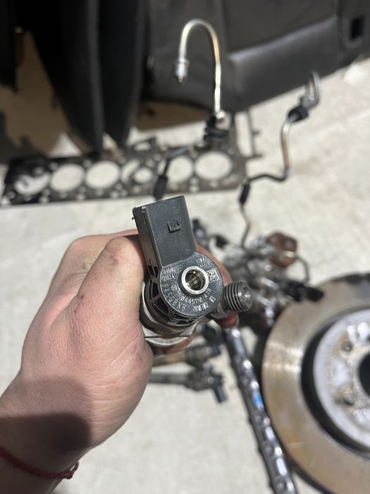 Дюзи помпа бмв/bmw f10 f11 f30 f15 f16 бмв помпа дюзи рейл ф10 ф15 ф30