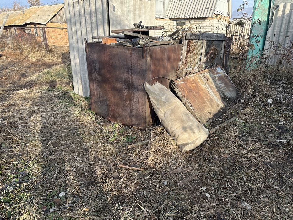 Продам емкость , три куба .