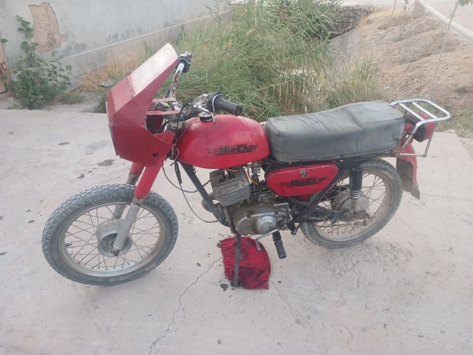 Minsk motosikl sotiladi