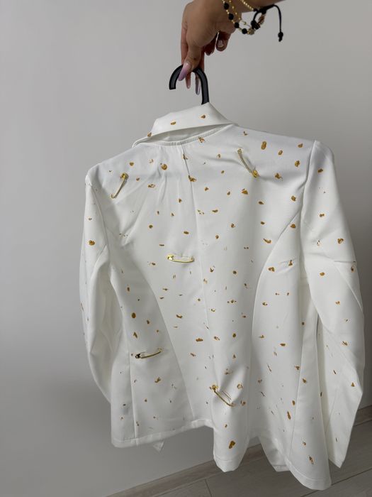 Sacou pictat cu accesorii