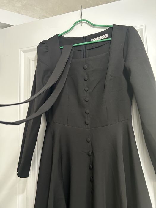 Продается Женская одежда (2 разные)