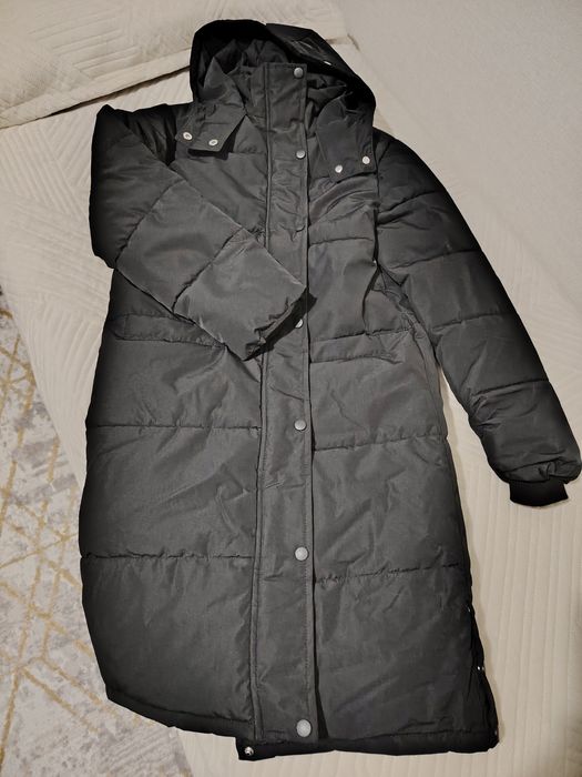 Куртка  новая подростковая