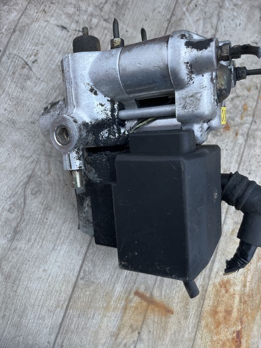 ABS помпа за Опел омега Б модел 2.5 дизел