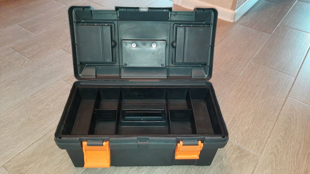 Ящик для инструментов