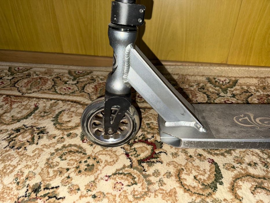 Продам самокат.