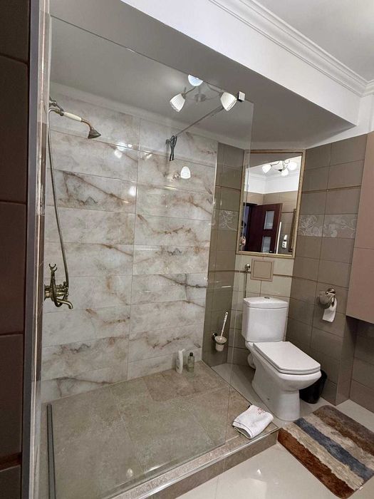 Apartament cu 3 camere de vanzare in zona Arex