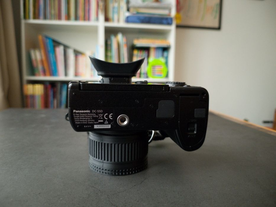 Продавам Panasonic Lumix S5D