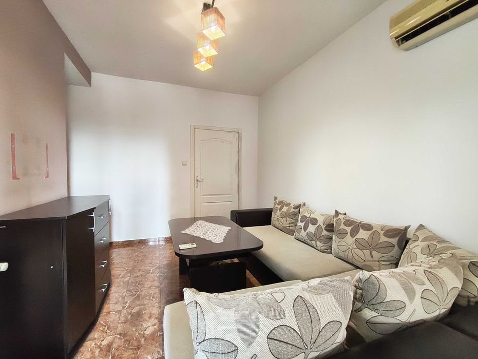 Продава се Двустаен апартамент в Търговище, Център - 57 кв.м за 1486 €/кв.м - Снимка #6