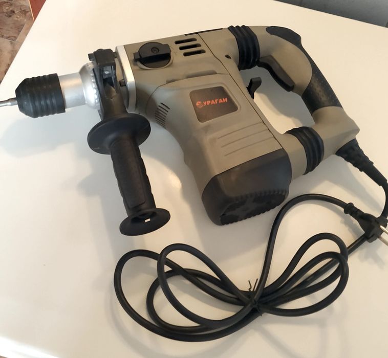 Дрель-перфоратор 2000 Вт 730 об/мин