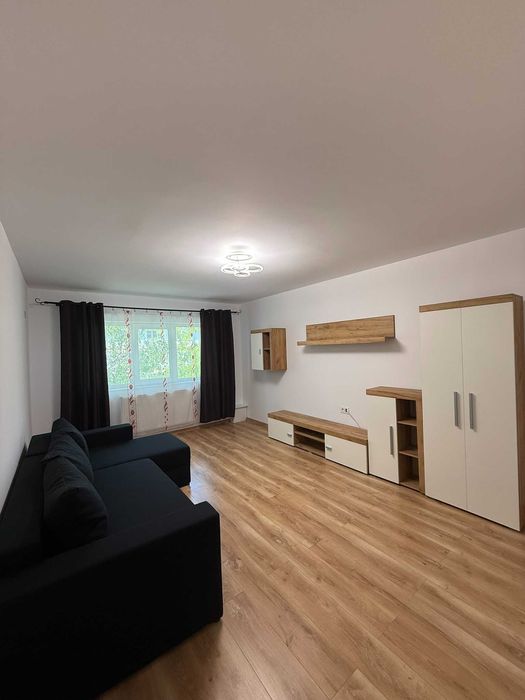 Apartament 2 camere decomandat de închiriat – 58 mp – Zona Mall – Complet renovat