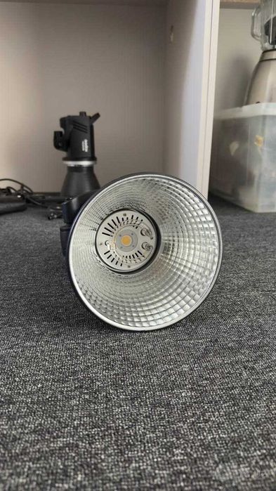 Godox MS300V studiya chirog'i 300W, softboks bilan, Bowens