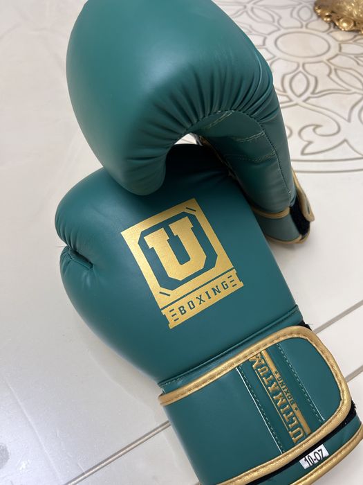 боксерские перчатки