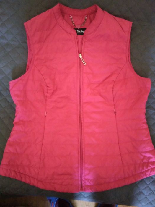 Дамска грейка с марка BETTY BARCLAY, олекотена