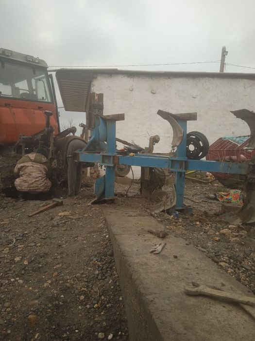 Pulluk bilan permen sotiladi