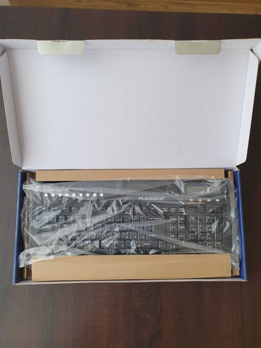 Tastatura multimedia si calculator cu fir Pleomax, noua