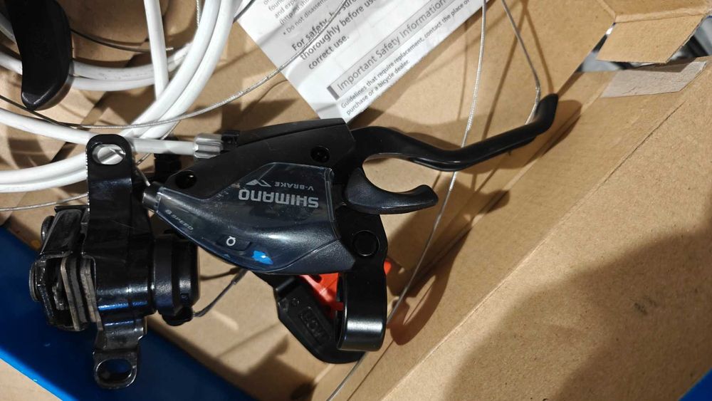 Команди Shimano Комплект лява и дясна + жила, спирачни апарати