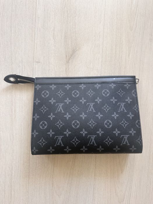 Клъч  Louis Vuitton естествена кожа