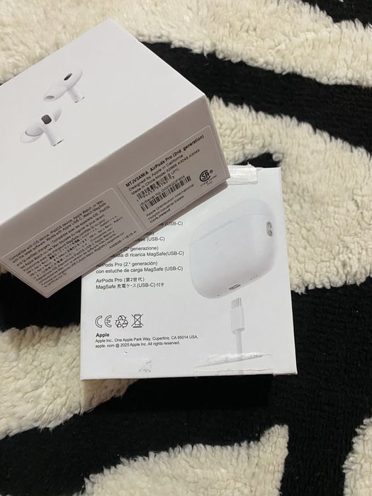 Vand casti air pods pro 2