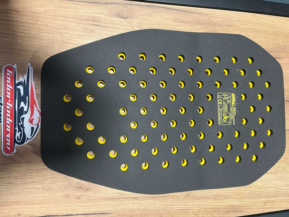 Протектор гръб  FLM SAFE MAX by POLO универсален размер,като нов