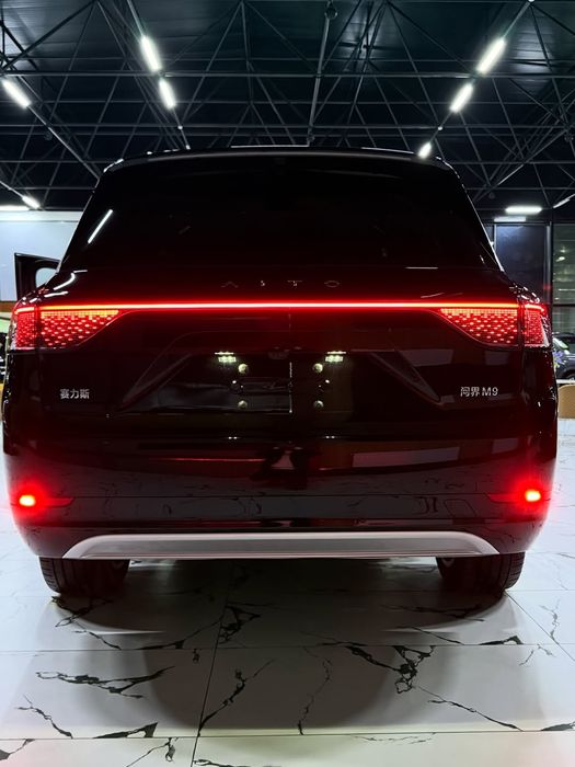 Huawei Aito M9 Ultra официальный диллердан аксия!!!