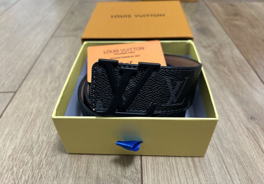 vand curele luxury lv