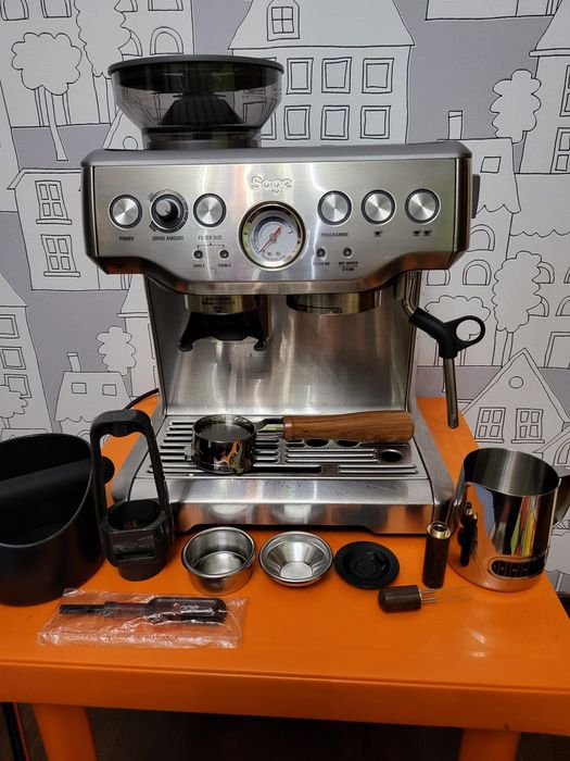 Еспресо машина SAGE Barista Express 875 Кафемашина с кафемелачка