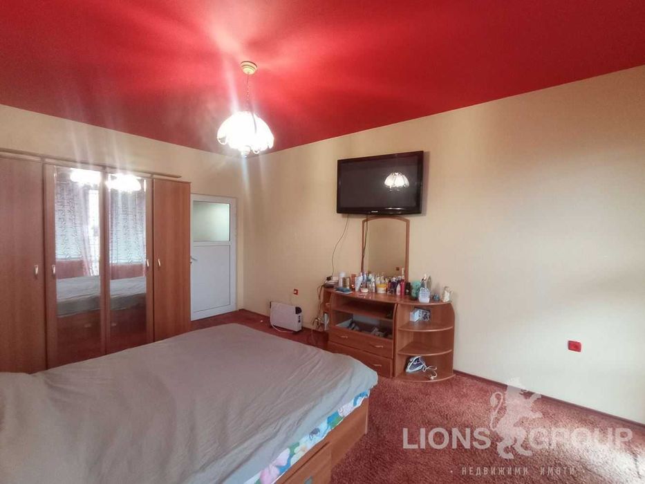 Продава се Тристаен апартамент в Варна, Кайсиева градина - 74 кв.м за 1744 €/кв.м - Снимка #2