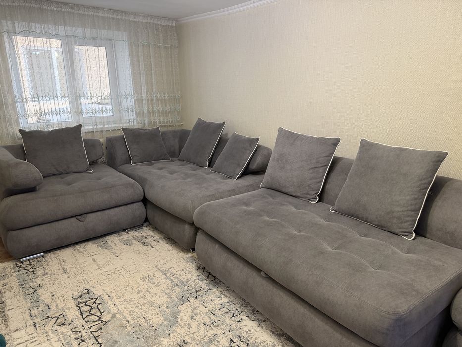 Продается диван в отличном состоянии
