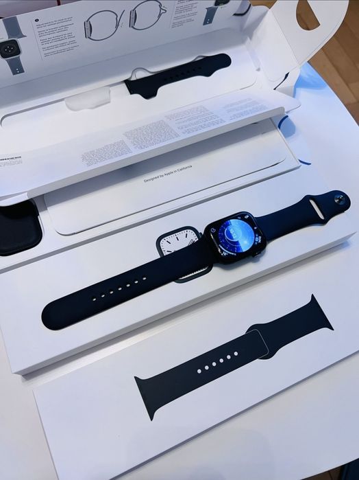 Vând Smartwatch Apple watch 7 celular