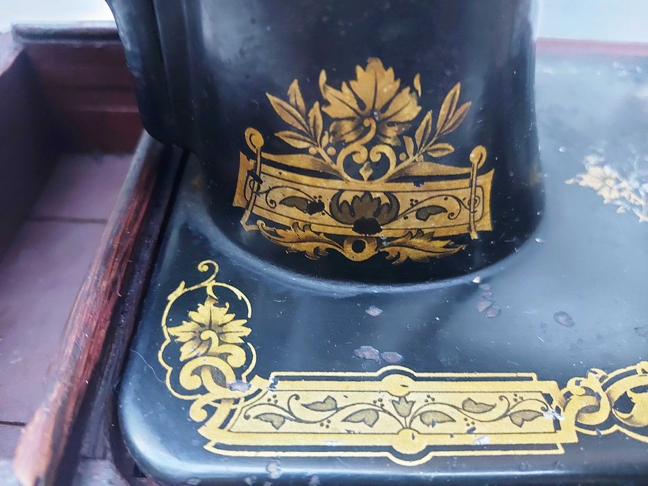 Продавам шевна машина СИНГЕР уникат за колекция !