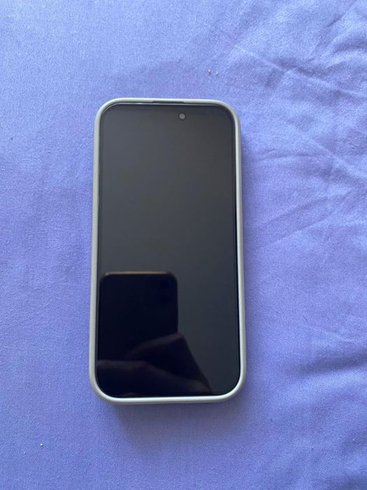 Продам Iphone 15 128GB