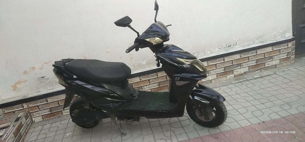 Elektro skuter sotiladi