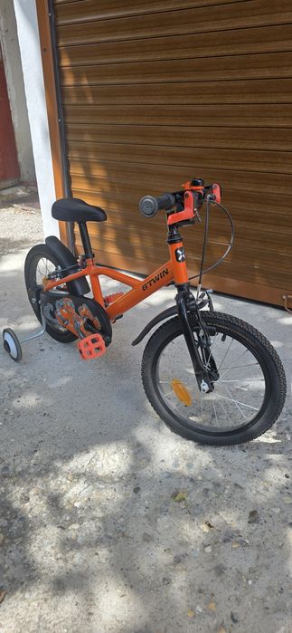 Детско колело - велосипед BTWIN   16 инча. Като ново е !