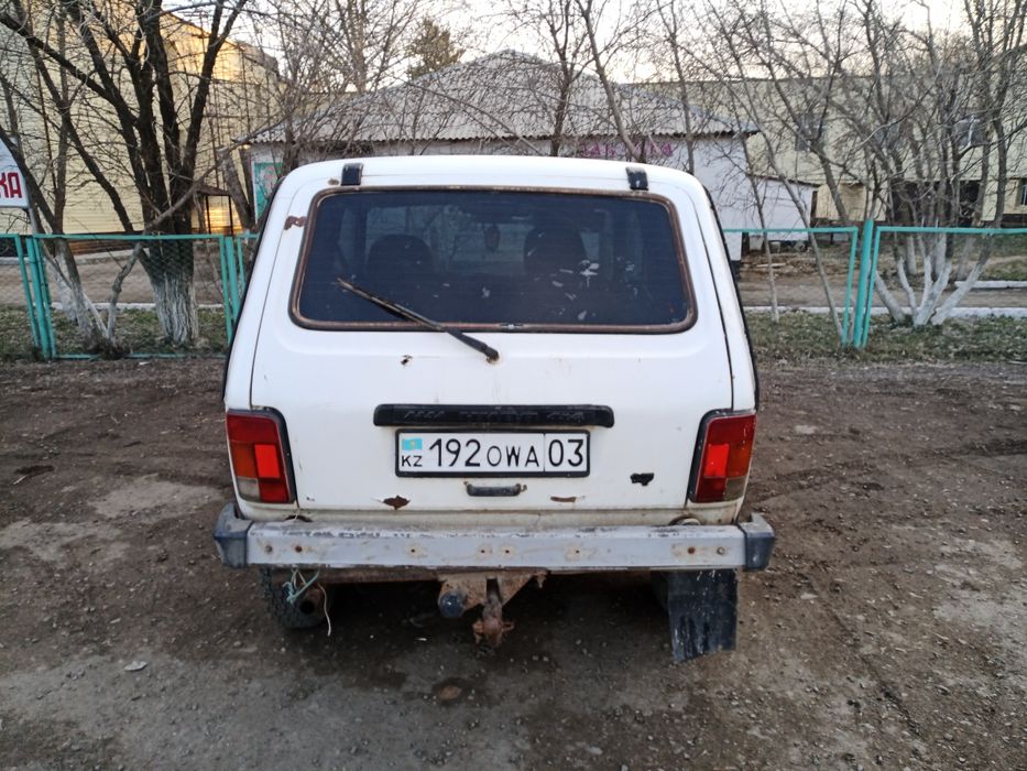 ** ВАЗ нива 2121 **