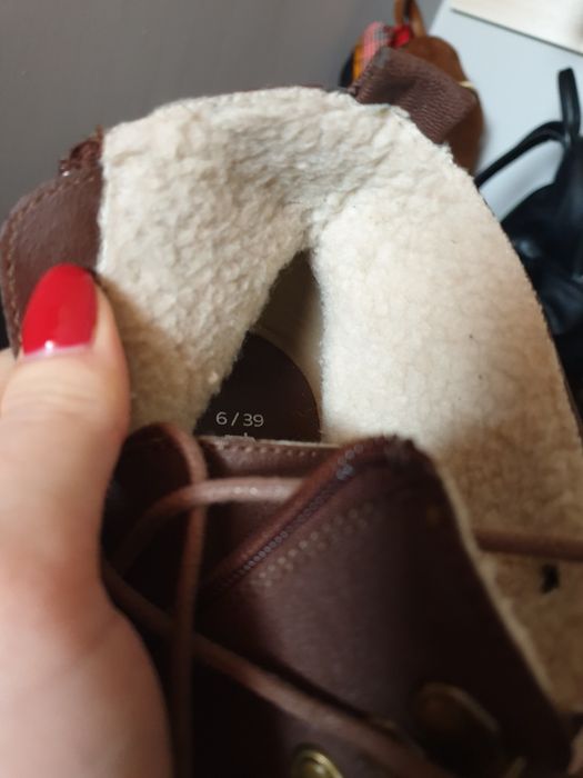 Дамски кафеви боти