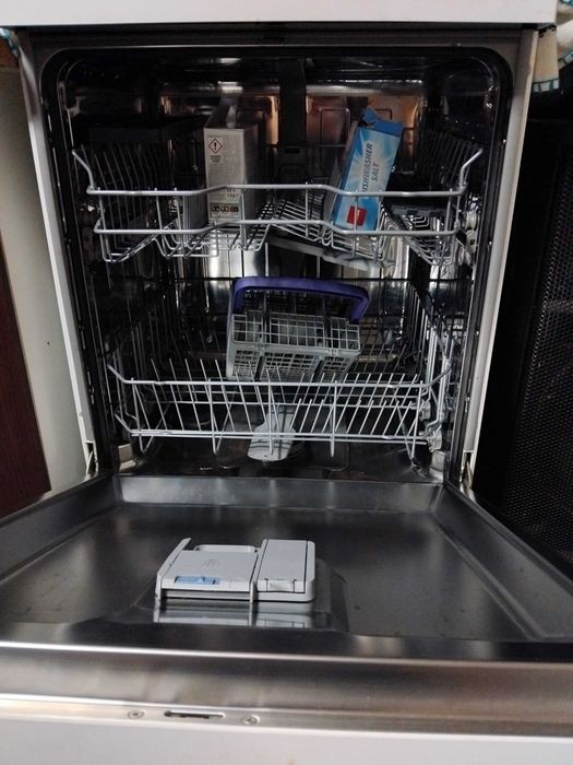 Masina de spalat vase