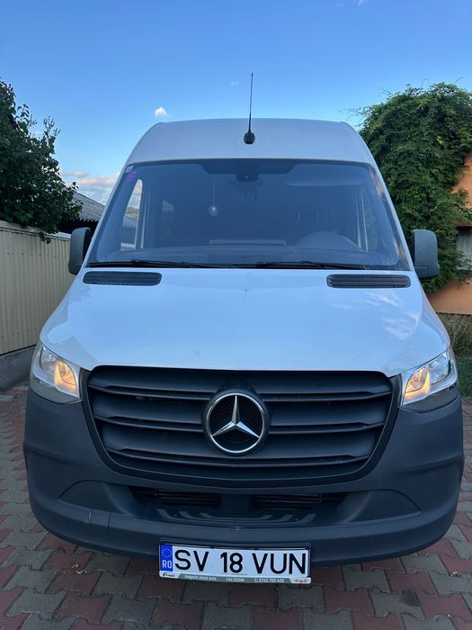 Mercedes-Benz Sprinter 907 319 v6 7g