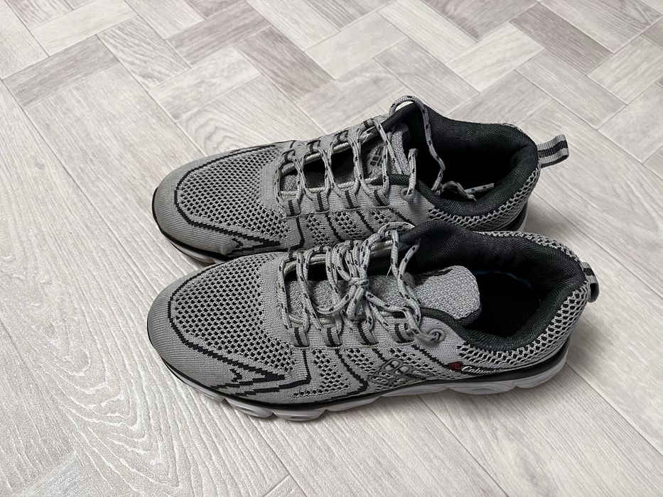 Кроссовки мужские