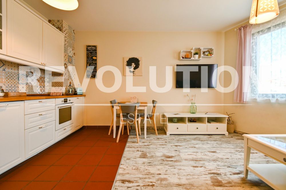 Дава се под наем Двустаен апартамент в София, Редута - 65 кв.м за 600 € - Снимка #2