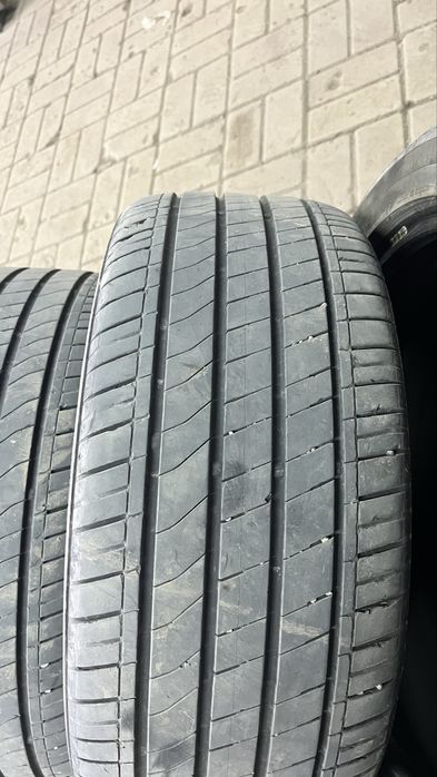 Продам резину лето 225/45/17