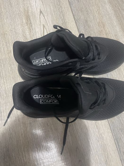 Маратонки adidas